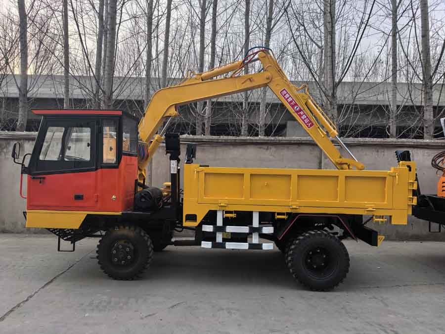 輪式隨車挖有哪些優(yōu)點？